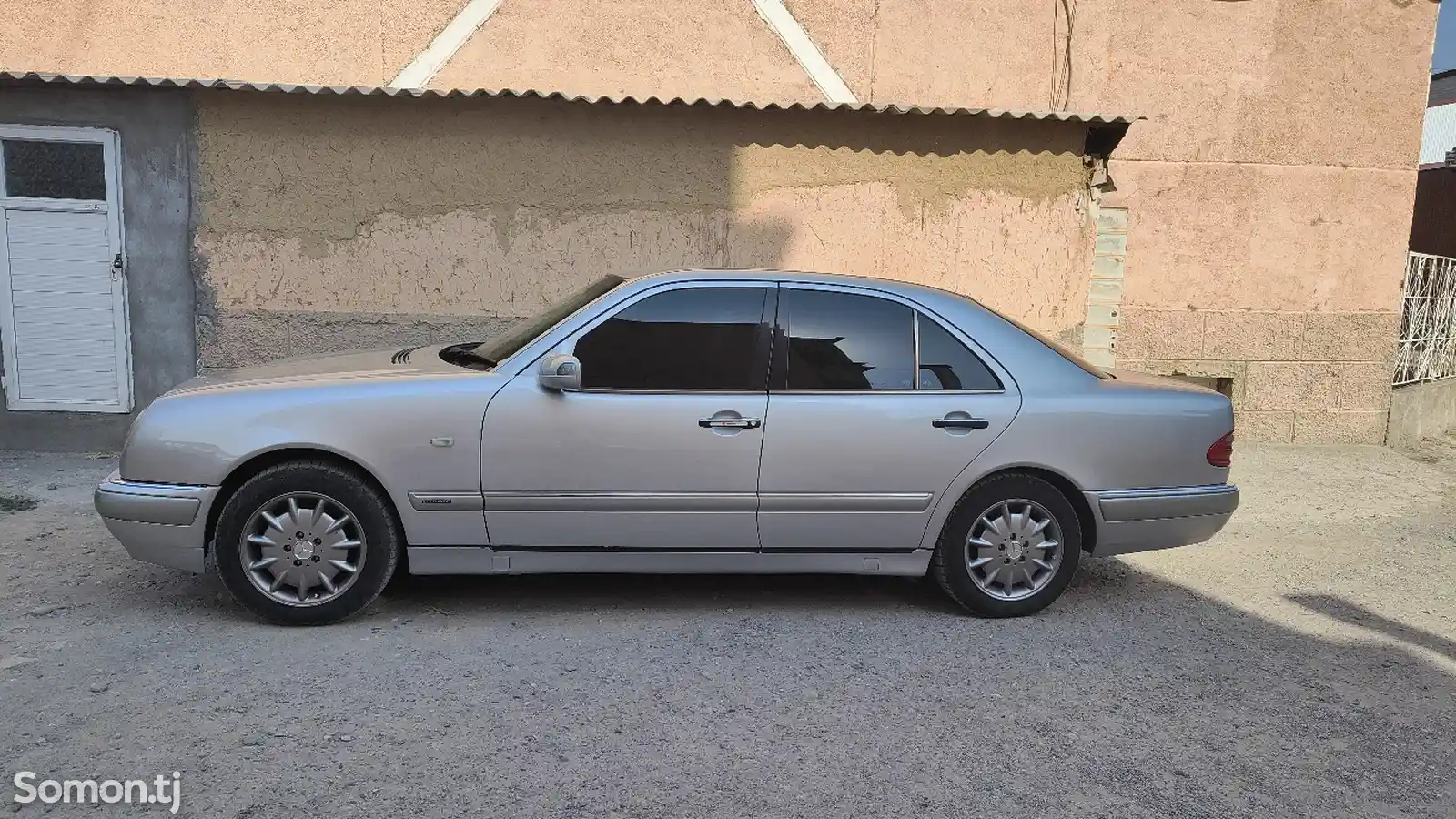 Mercedes-Benz E class, 1997-3