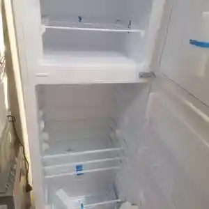 Холодильник 215