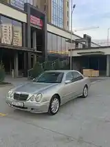 Mercedes-Benz E class, 2000-2