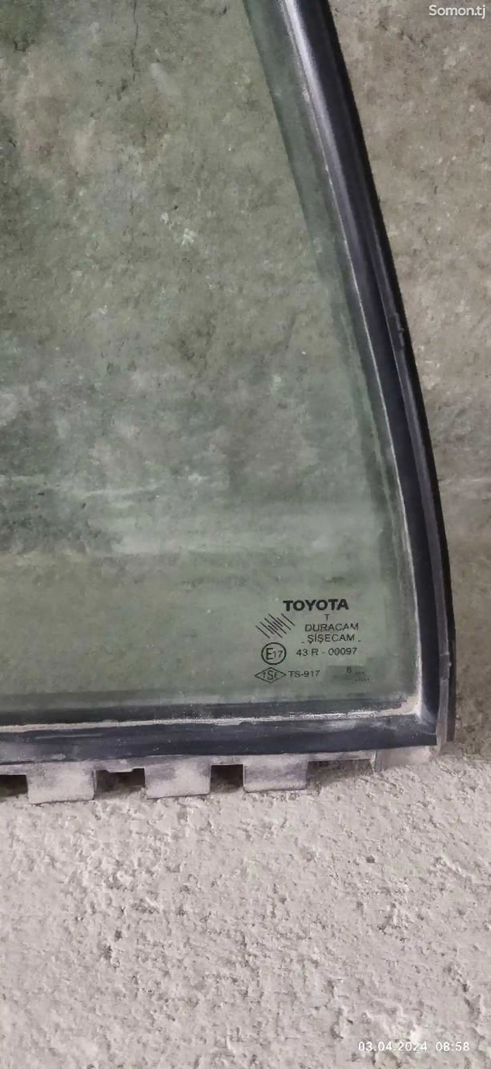 Стекло от Toyota Corolla-4