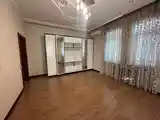 Помещение под офис, 550м², р/н Сомони.-2