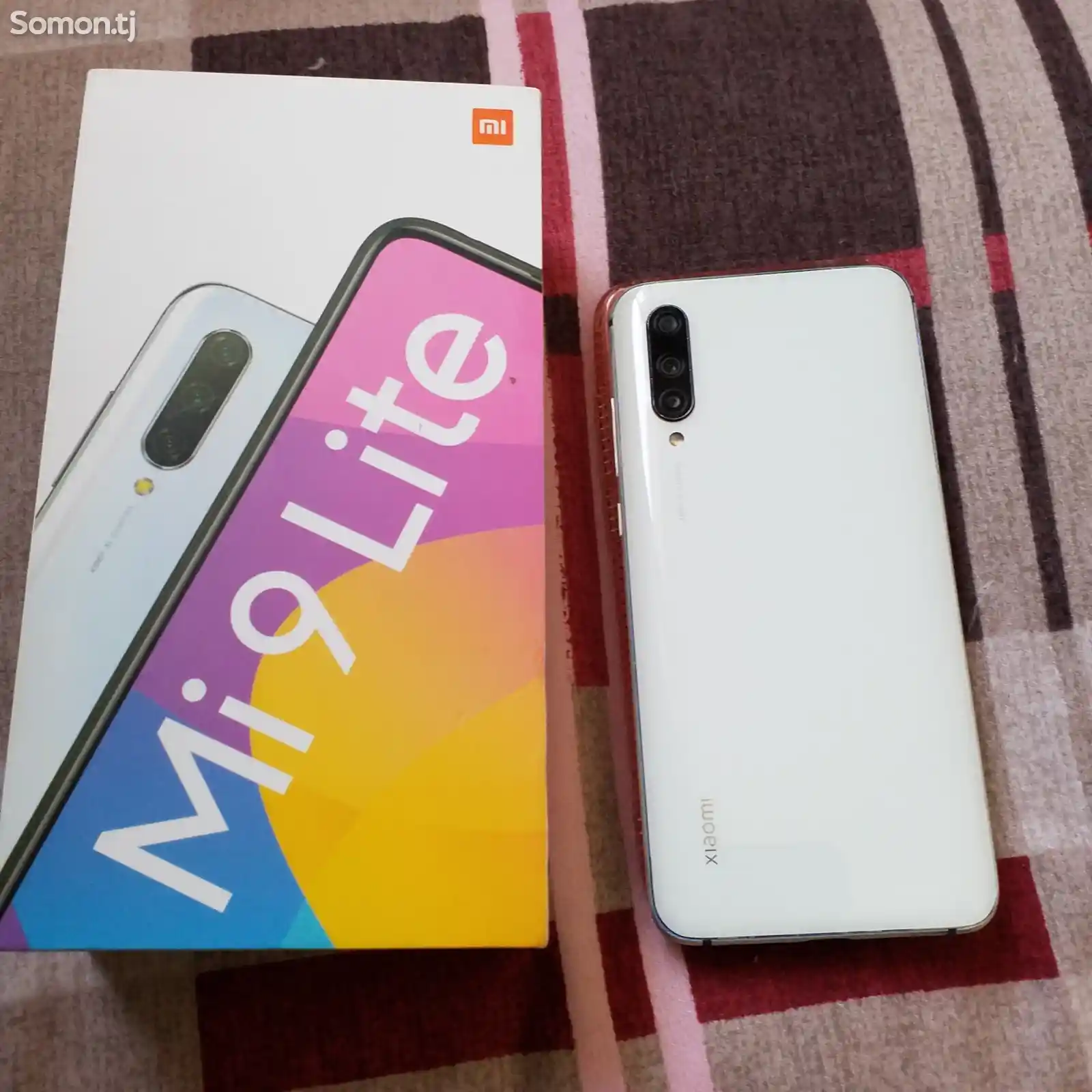 Xiaomi Mi 9 Lite 128Gb White-3