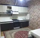 2-комн. квартира, 2 этаж, 80м², 103 мкр-9