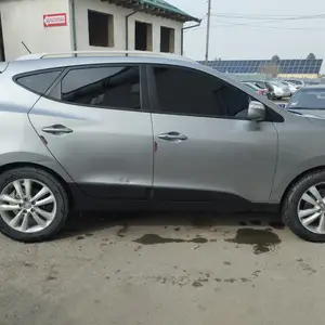 Hyundai Tucson, 2012