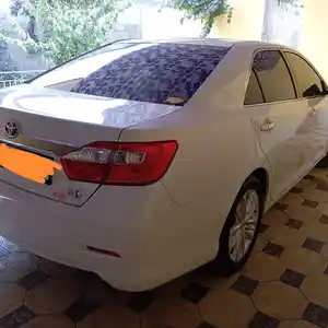 Toyota Camry, 2012