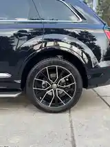 Audi Q7, 2020-4