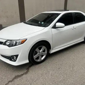 Toyota Camry, 2012