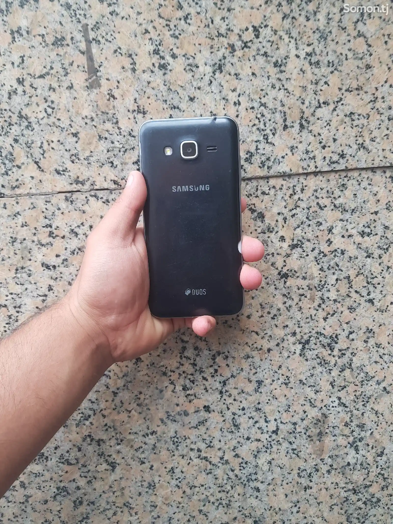 Samsung Galaxy J3-5