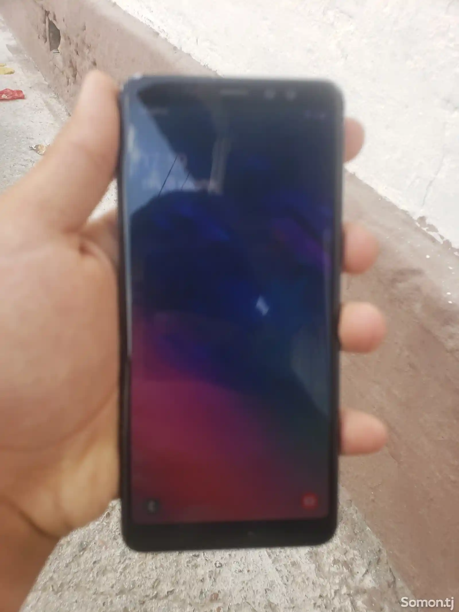 Samsung Galaxy A 8+-6