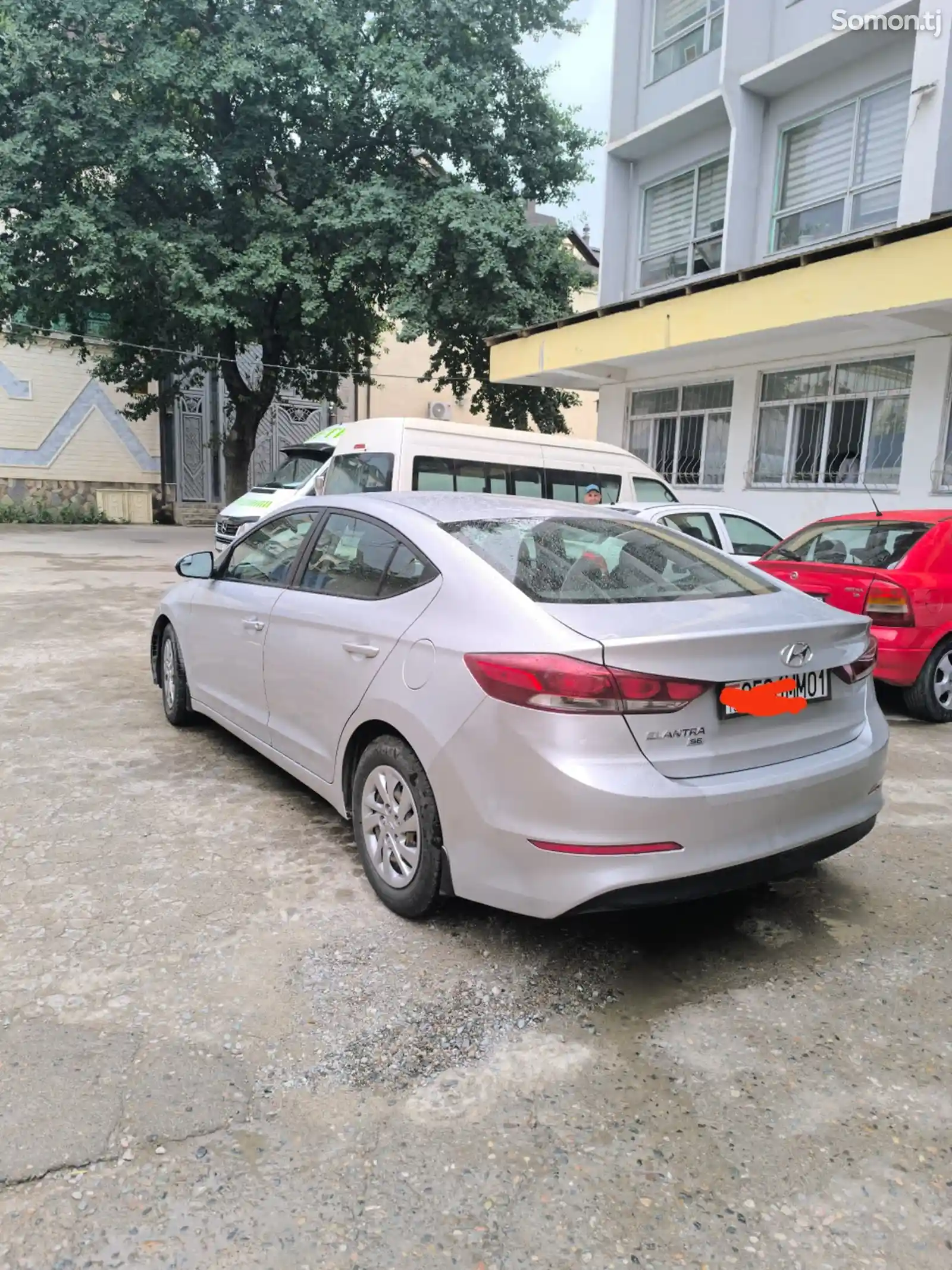 Hyundai Elantra, 2018-5