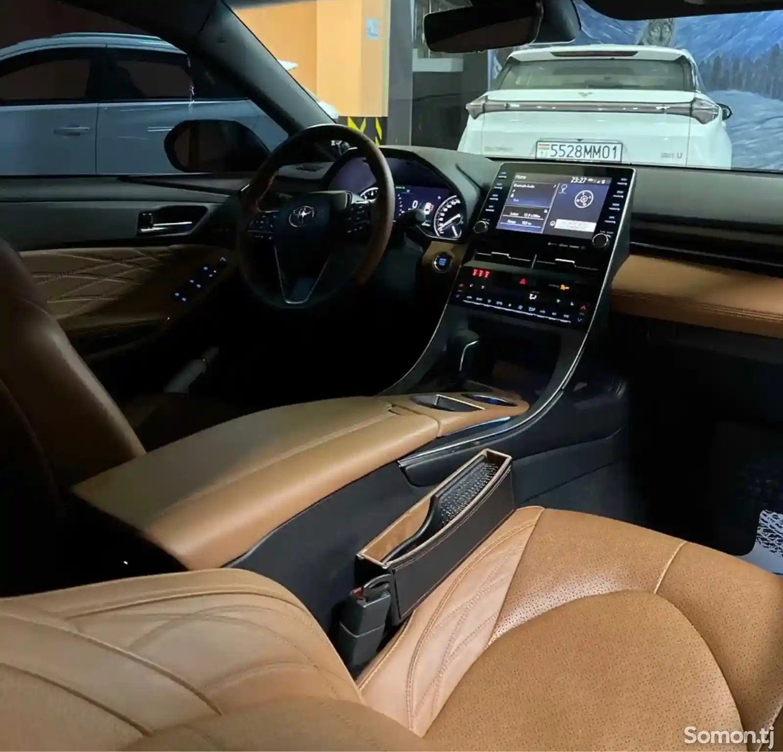 Toyota Avalon, 2019-3