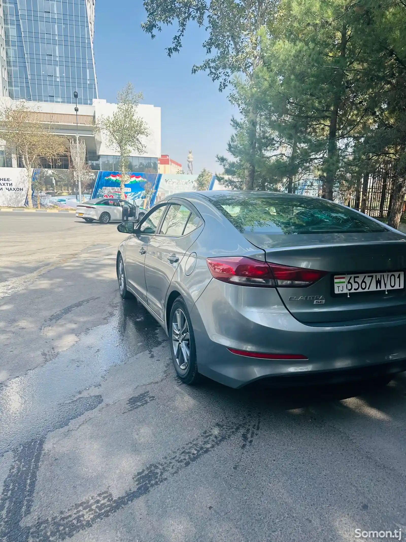 Hyundai Elantra, 2018-5