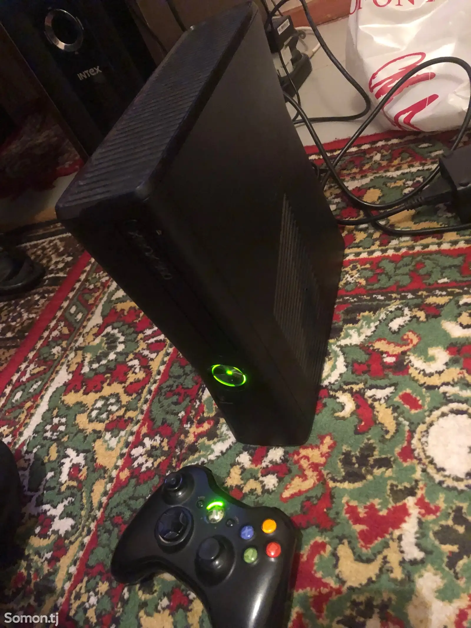 Игровая приставка Xbox 360S-1