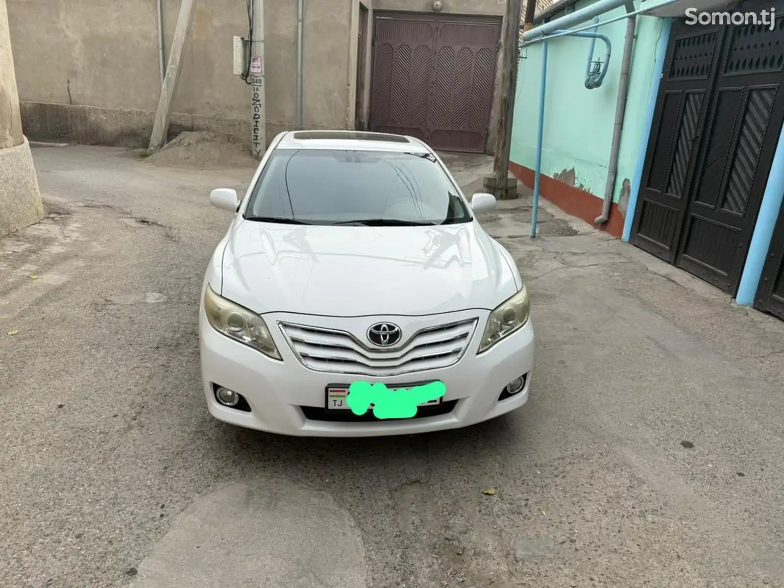 Toyota Camry, 2011-1