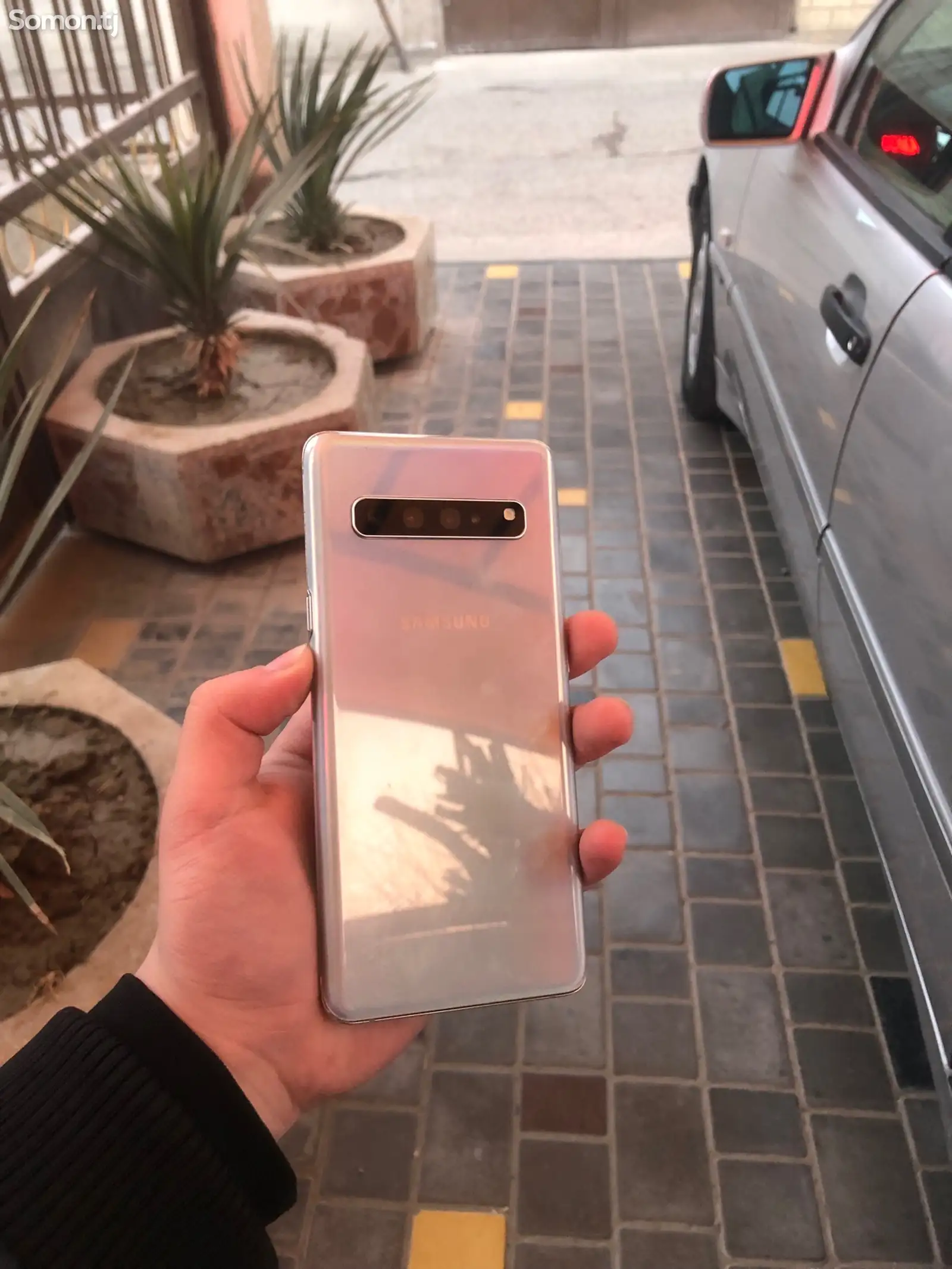 Samsung Galaxy S10 5G-1