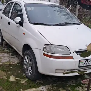 Daewoo Lanos, 2002