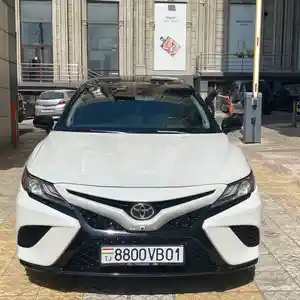 Toyota Camry, 2019