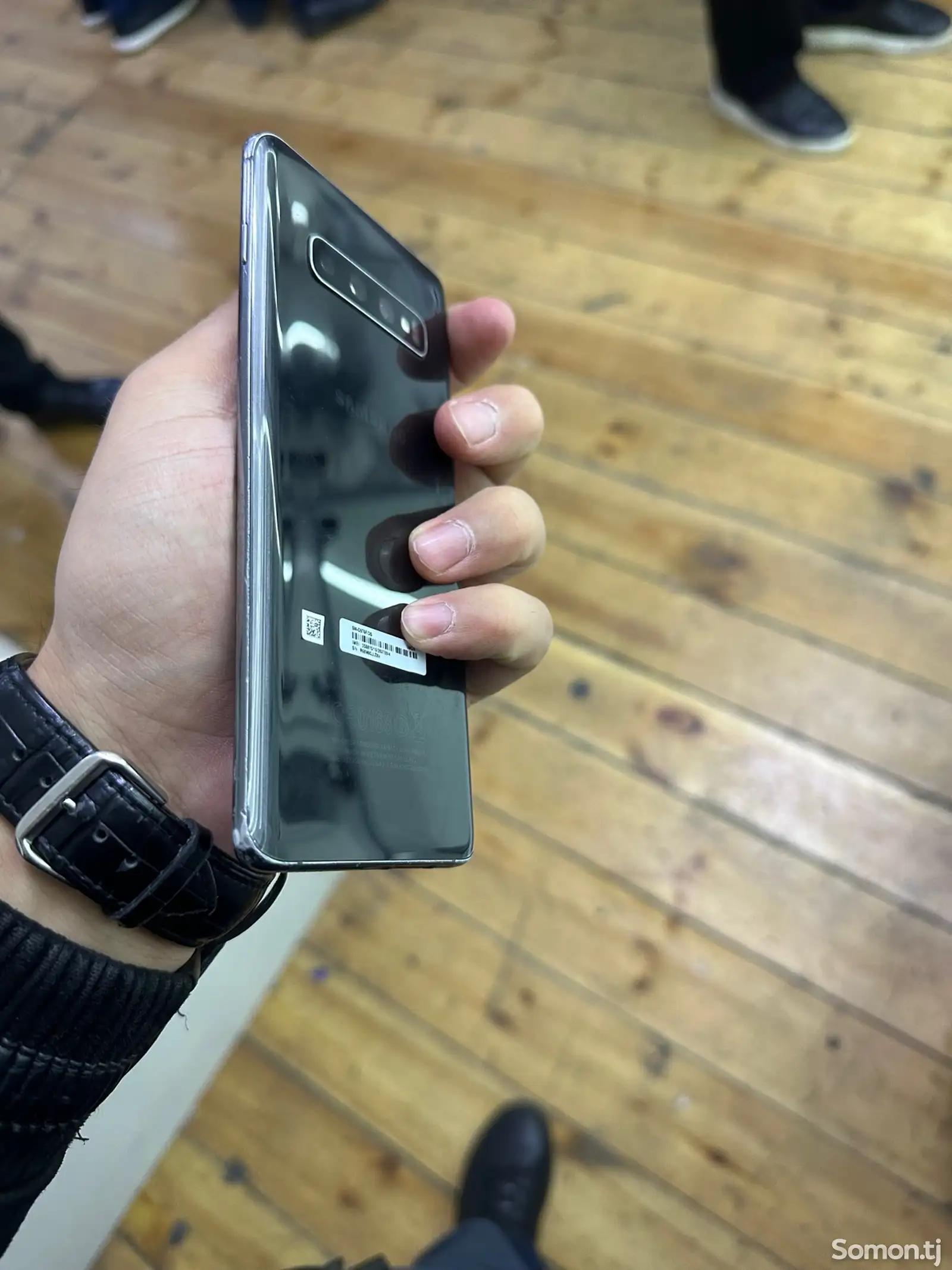 Samsung Galaxy S10 plus-5