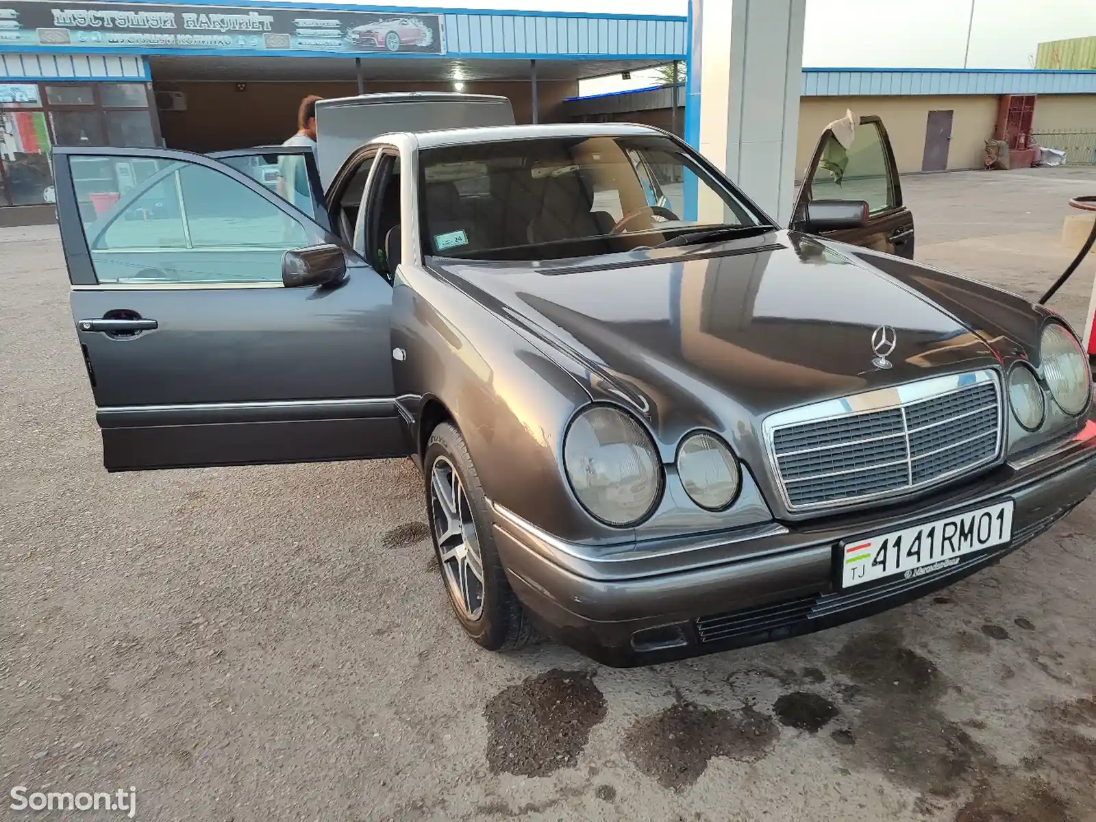 Mercedes-Benz E class, 1998-1