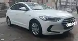 Hyundai Elantra, 2019-3