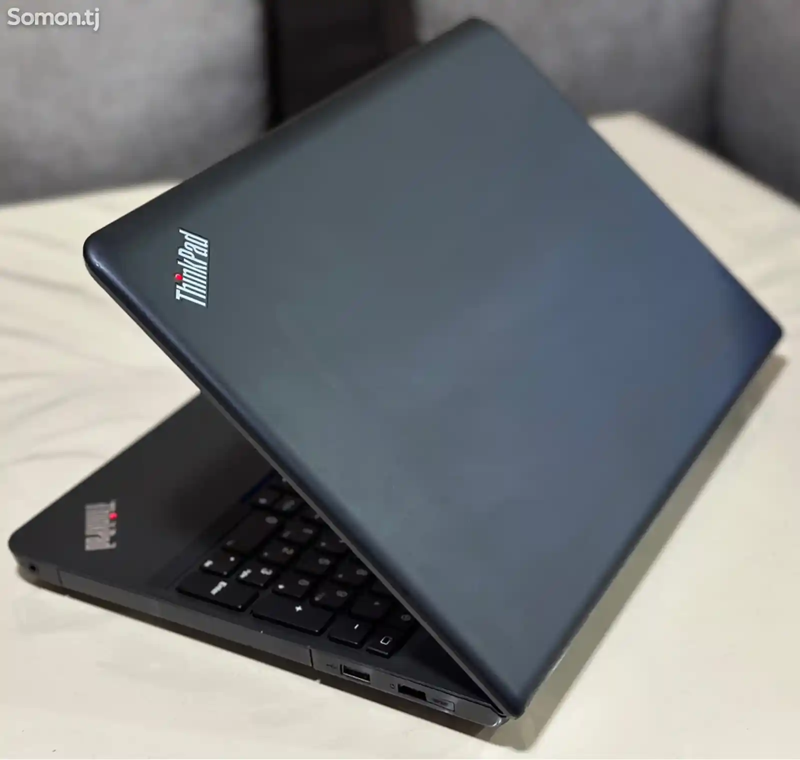 Ноутбук Lenovo Thinkpad E555-4