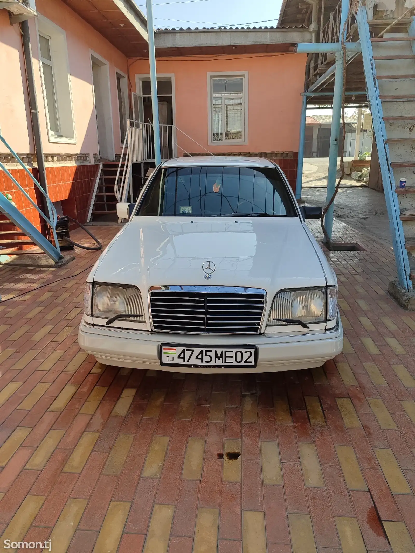 Mercedes-Benz W124, 1994-1