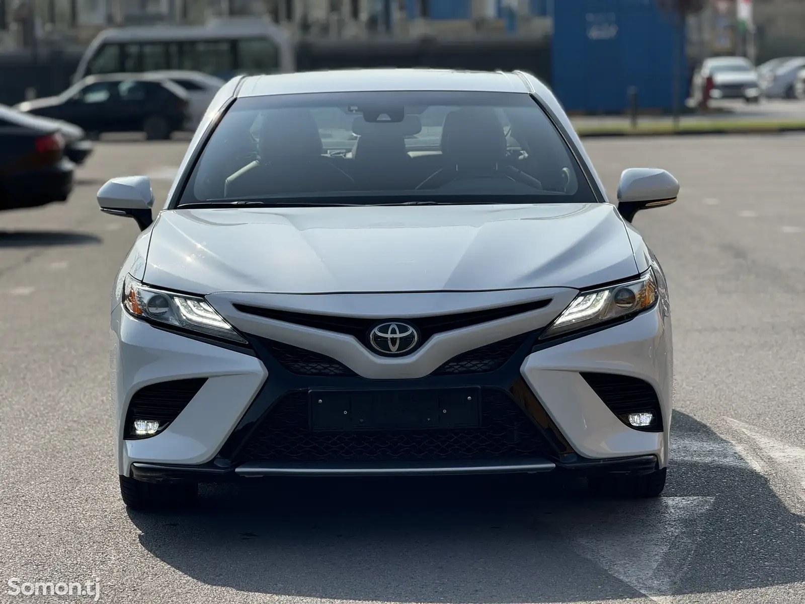 Toyota Camry, 2019-1