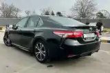 Toyota Camry, 2018-5