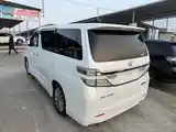 Toyota Vellfire, 2014-7