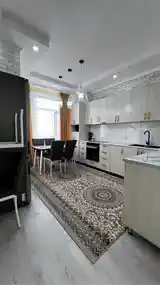 3-комн. квартира, 13 этаж, 67м², Садбарг-8