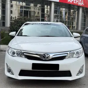 Toyota Camry, 2014