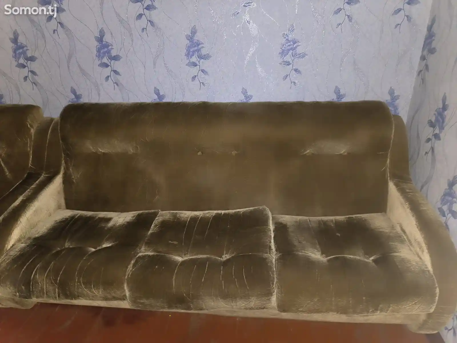 Кресла и диван-4