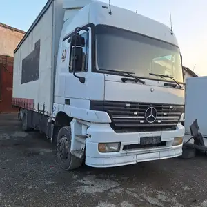 Бортовой грузовик Mercedes-Benz Actros 2535