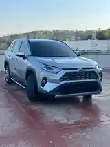 Toyota RAV 4, 2020-3