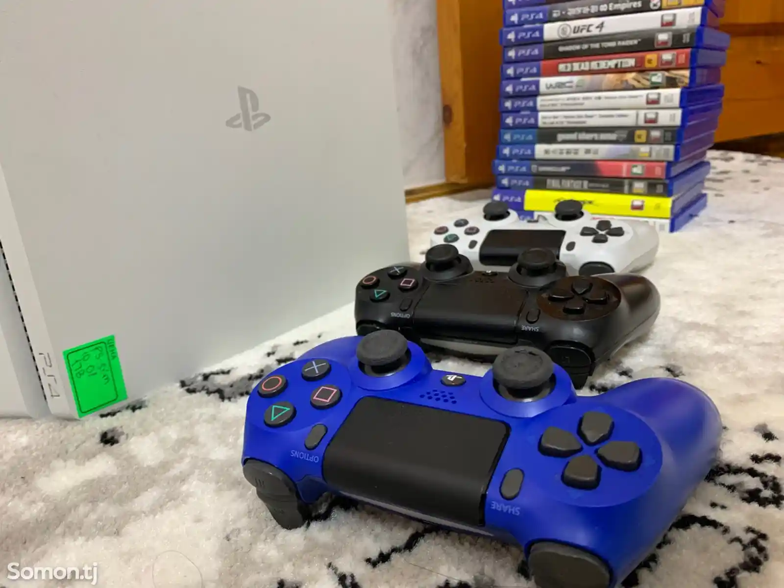 Игровая приставка Sony PlayStation 4 Slim-2