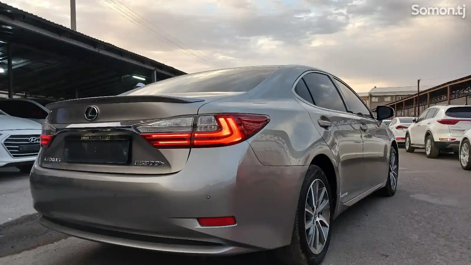 Lexus ES series, 2016-7