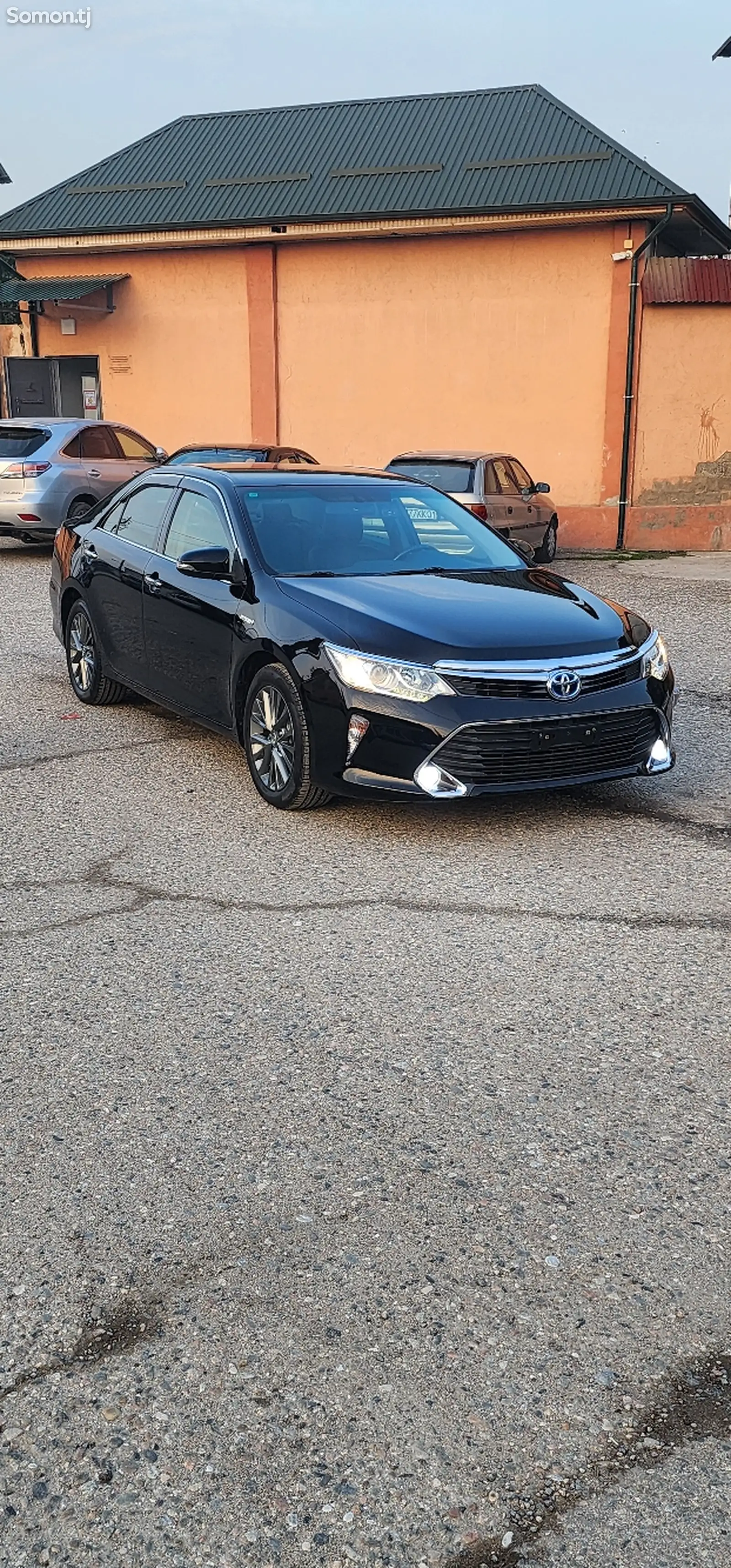 Toyota Camry, 2015-1