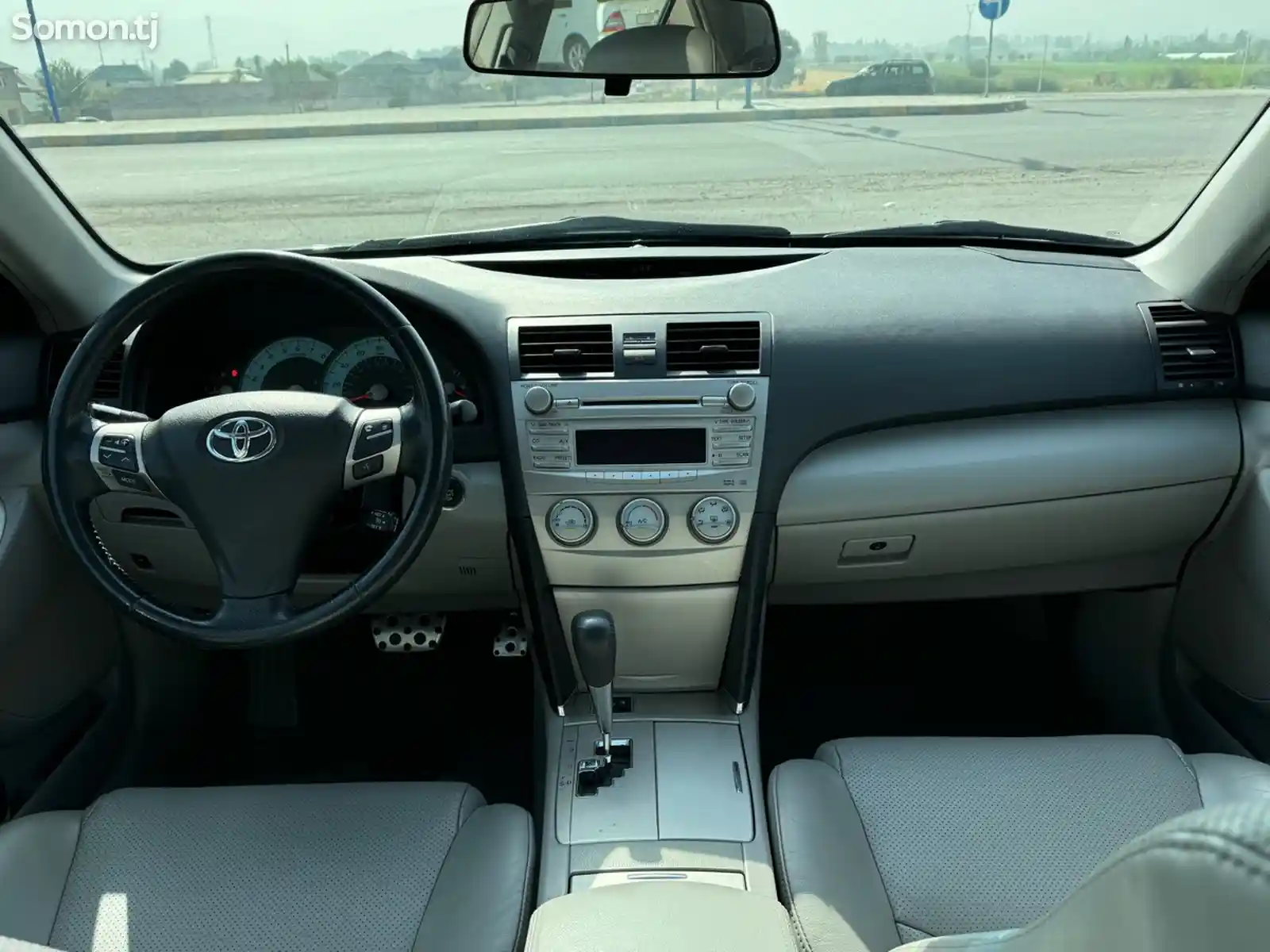 Toyota Camry, 2011-9