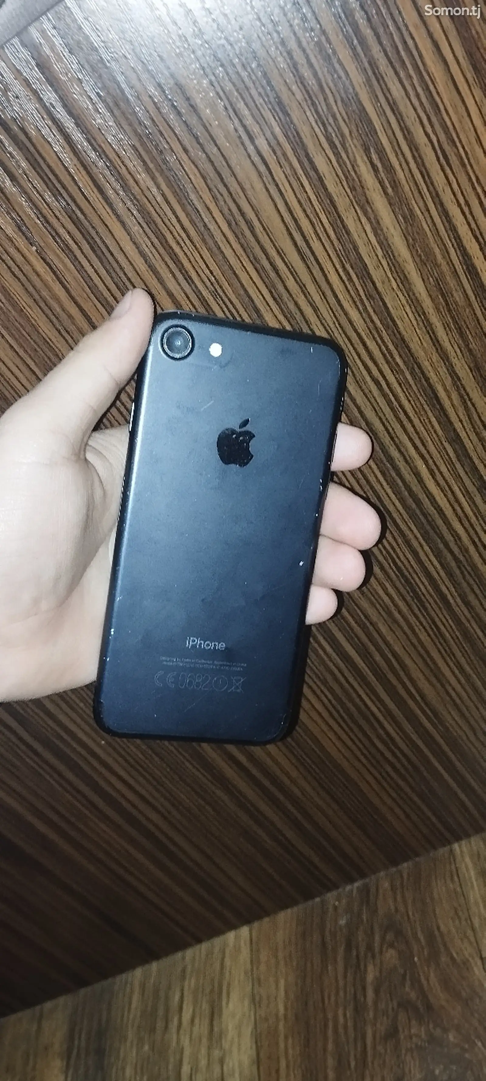 Apple iPhone 7, 32 gb-1