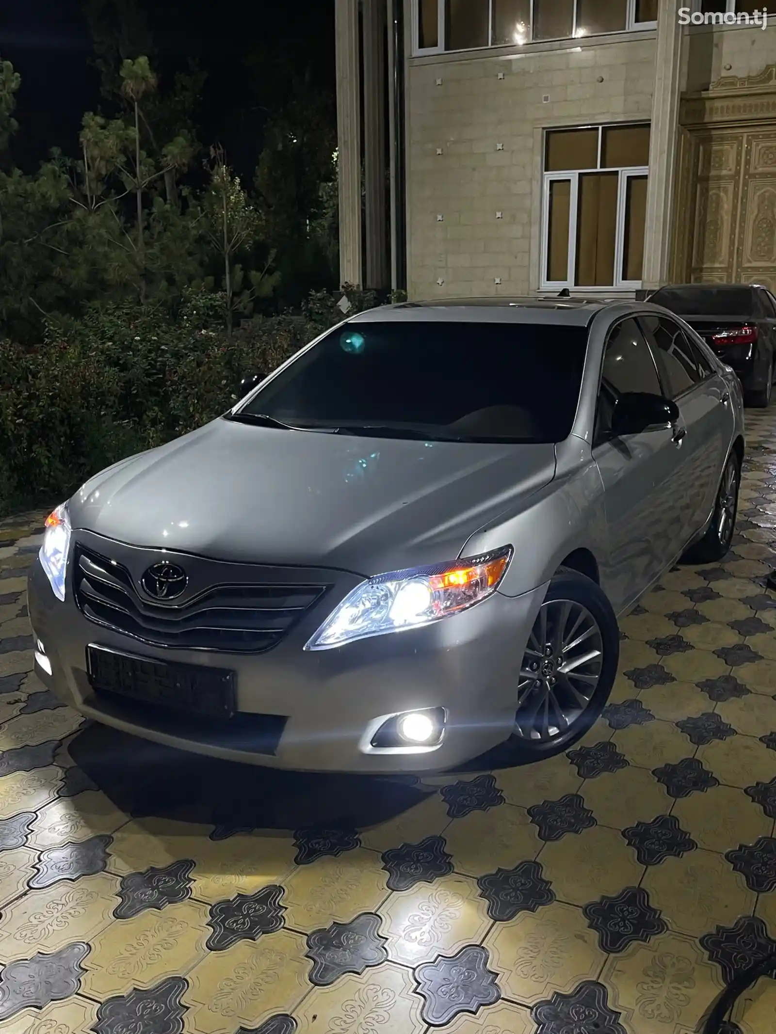 Toyota Camry, 2010-2