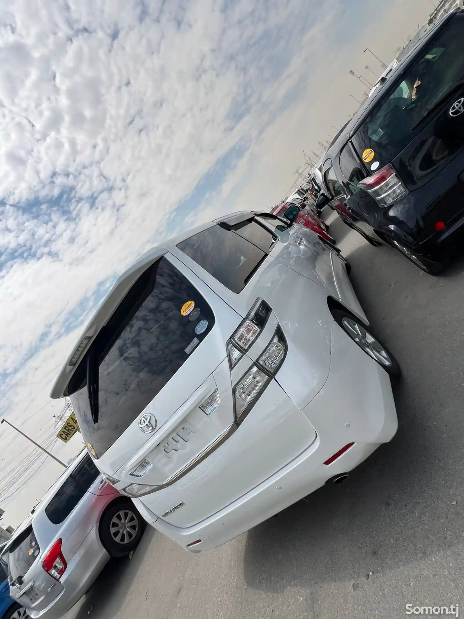 Toyota Vellfire, 2014-4