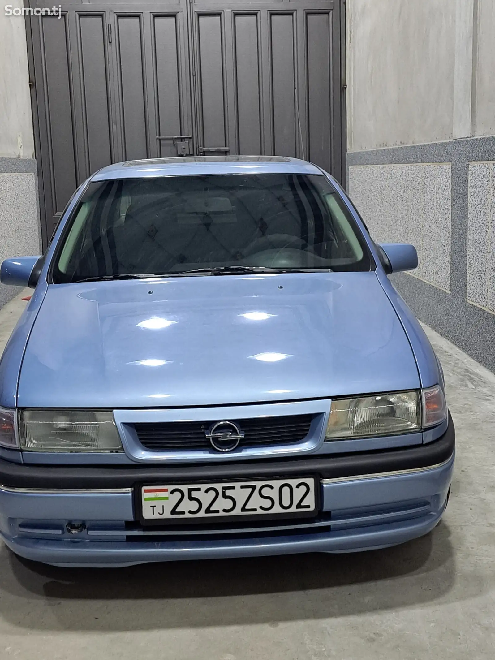 Opel Vectra A, 1993-1