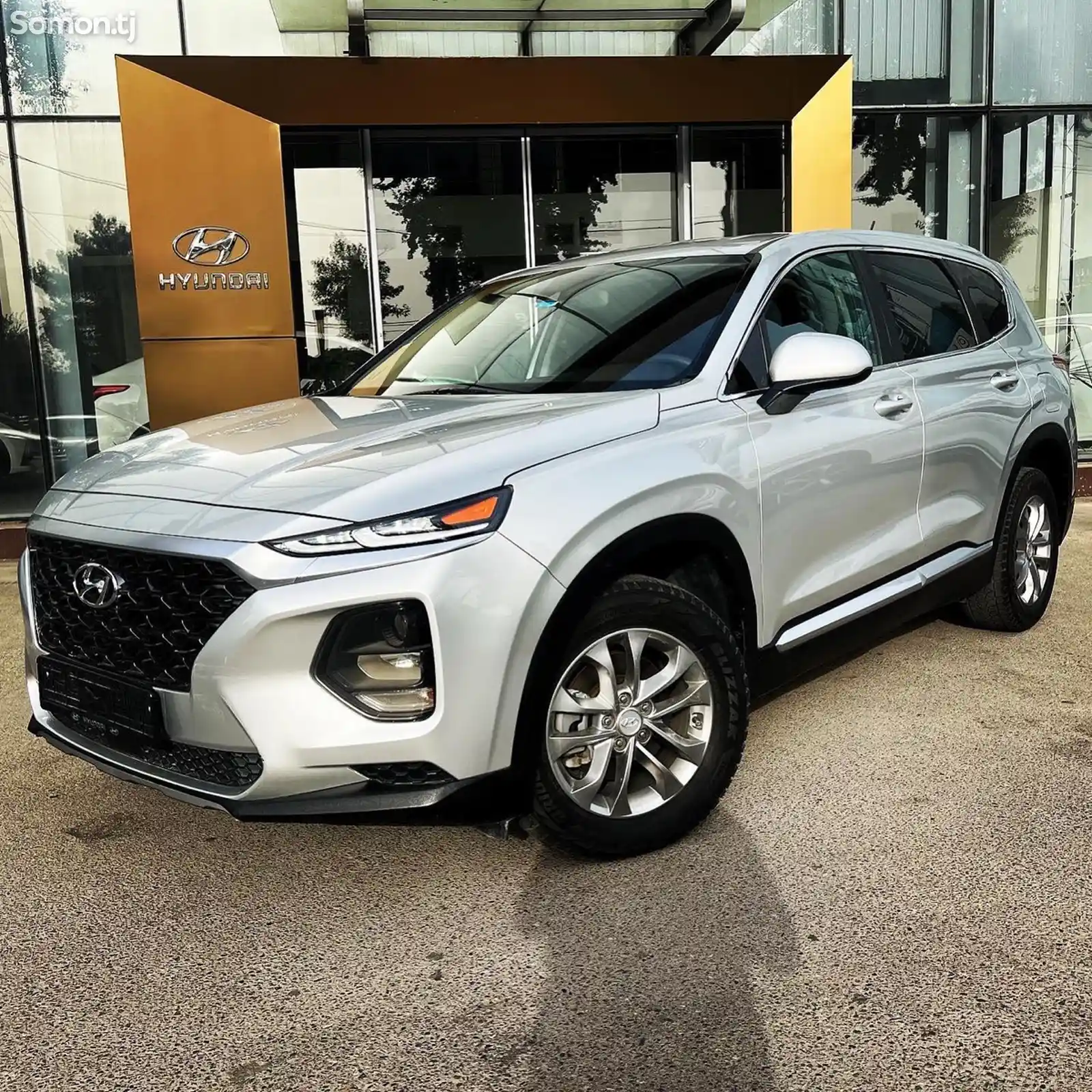 Hyundai Santa Fe, 2019-1