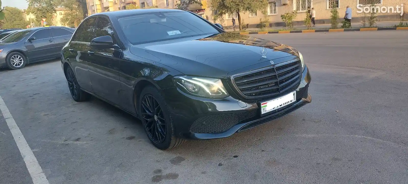 Mercedes-Benz E class, 2017-1