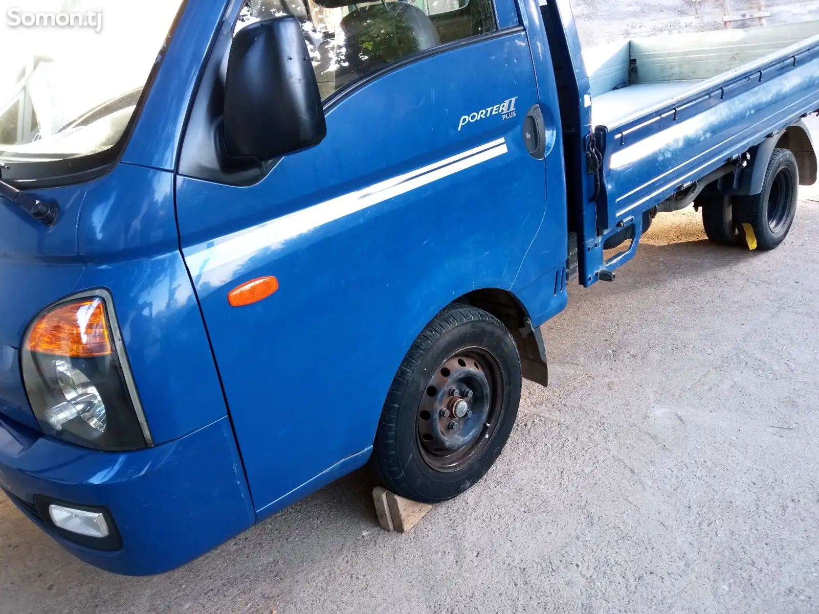 Бортовой автомобиль Hyundai Porter, 2014-1