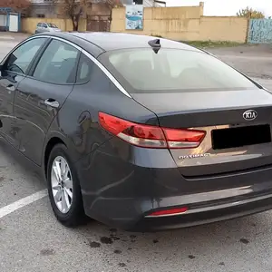 Kia Optima, 2017