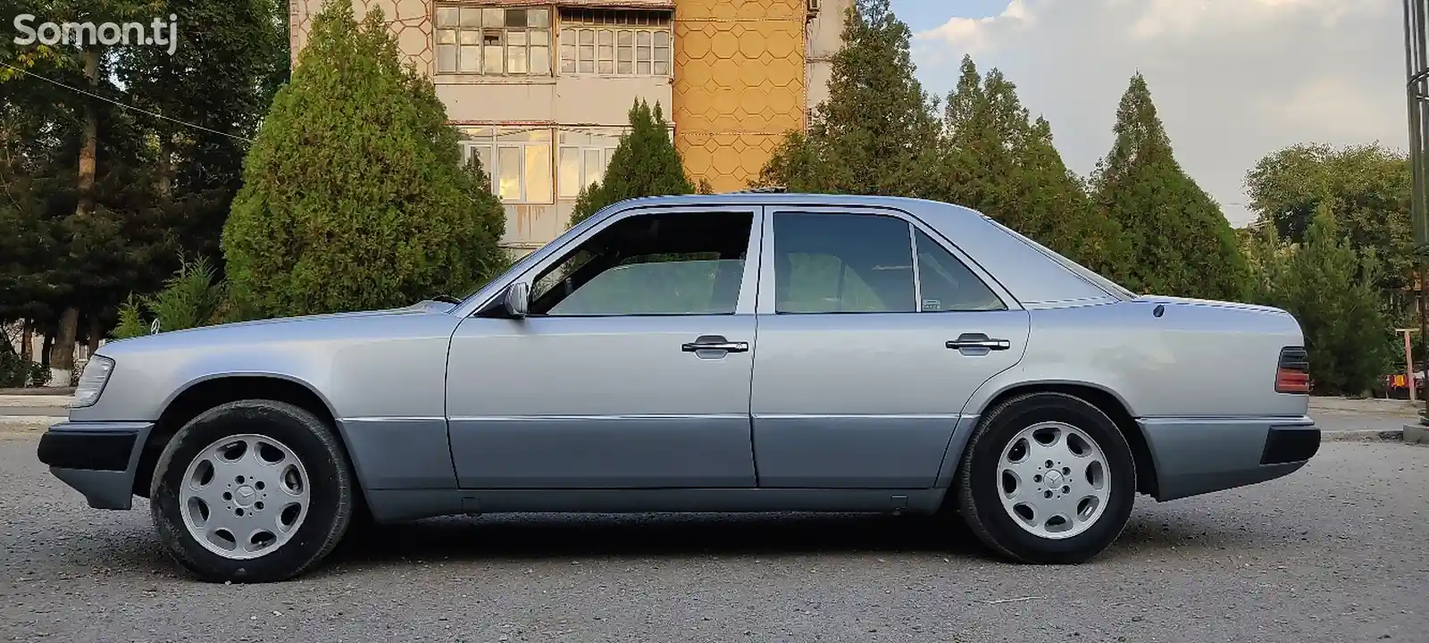 Mercedes-Benz W124, 1993-2