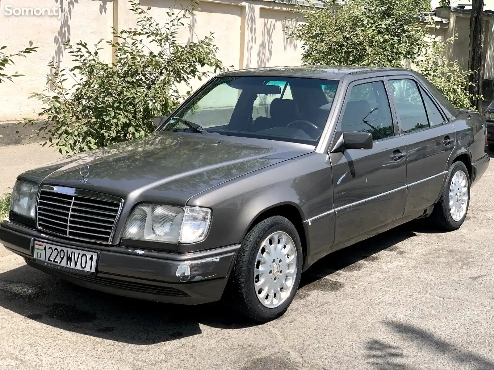 Mercedes-Benz W124, 1995-3