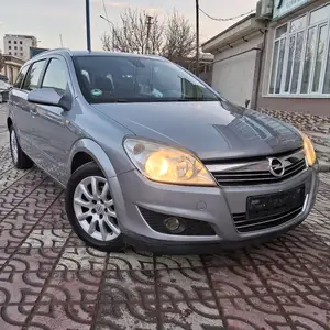 Opel Astra H, 2009