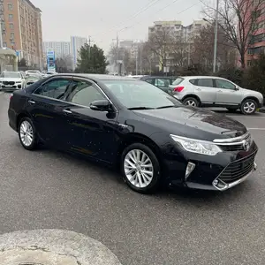 Toyota Camry, 2015